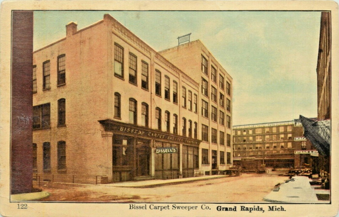 Bissell - Old Postcard View Of Bissell Plant In Grand Rapids